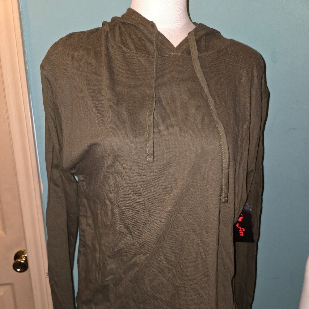 NWT UNISEX SZ 1 X OLIVE GREEN ON FIRE HOODIE